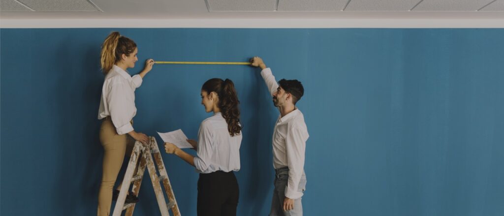 How to measure wall for wallpaper